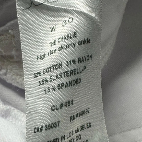 Joe's "The Charlie" High Rise Skinny Ankle in White with Silver Metallic  Sz:30 - Picture 10 of 11
